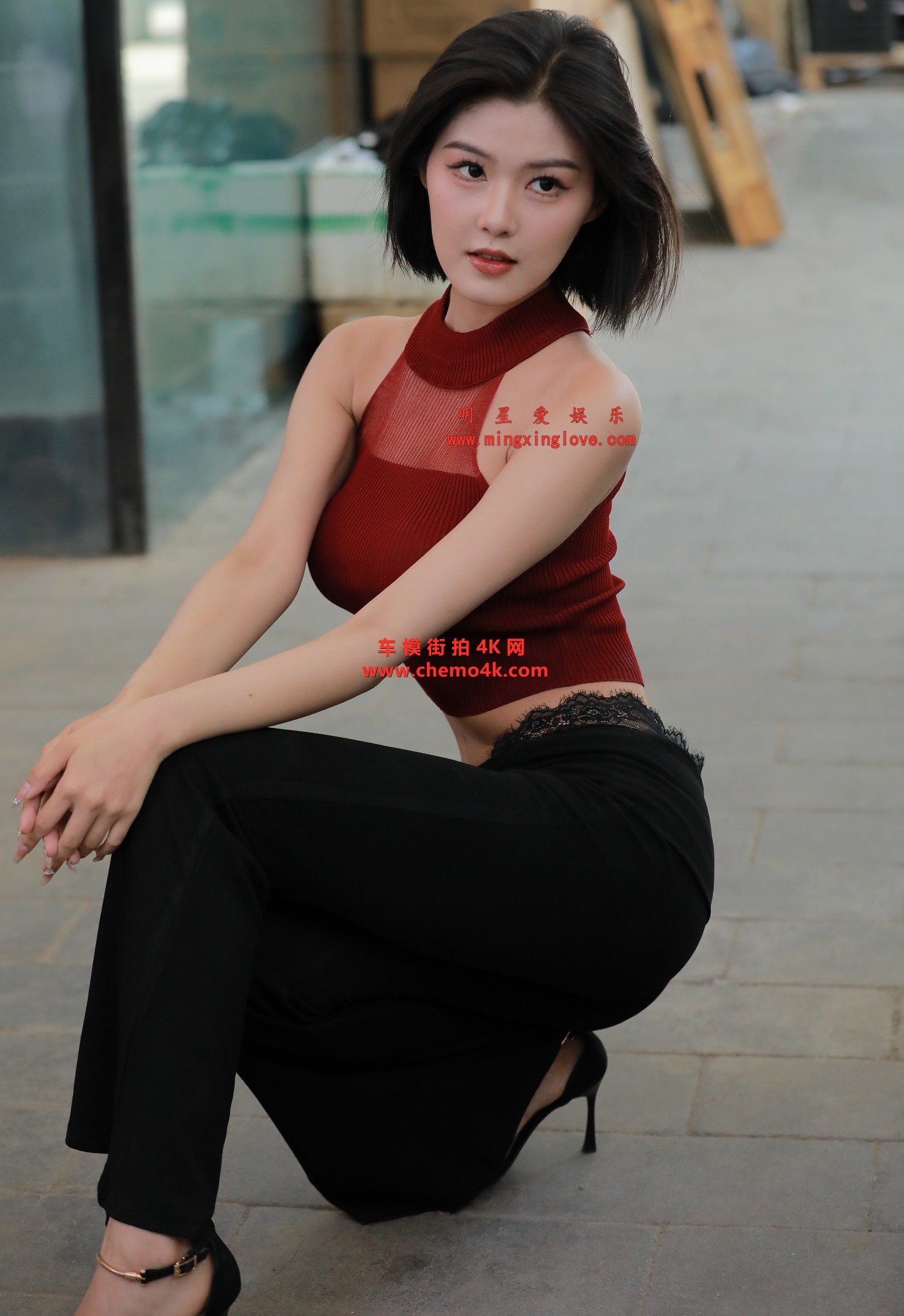 百万粉丝网红车模程儿街拍花絮照片,性感爆乳、紧身裤光脚高跟,高清4K分辨率原图无修生图下载 百万粉丝网红车模程儿街拍花絮照片,性感爆乳、紧身裤光脚高跟,高清4K分辨率原图无修生图下载