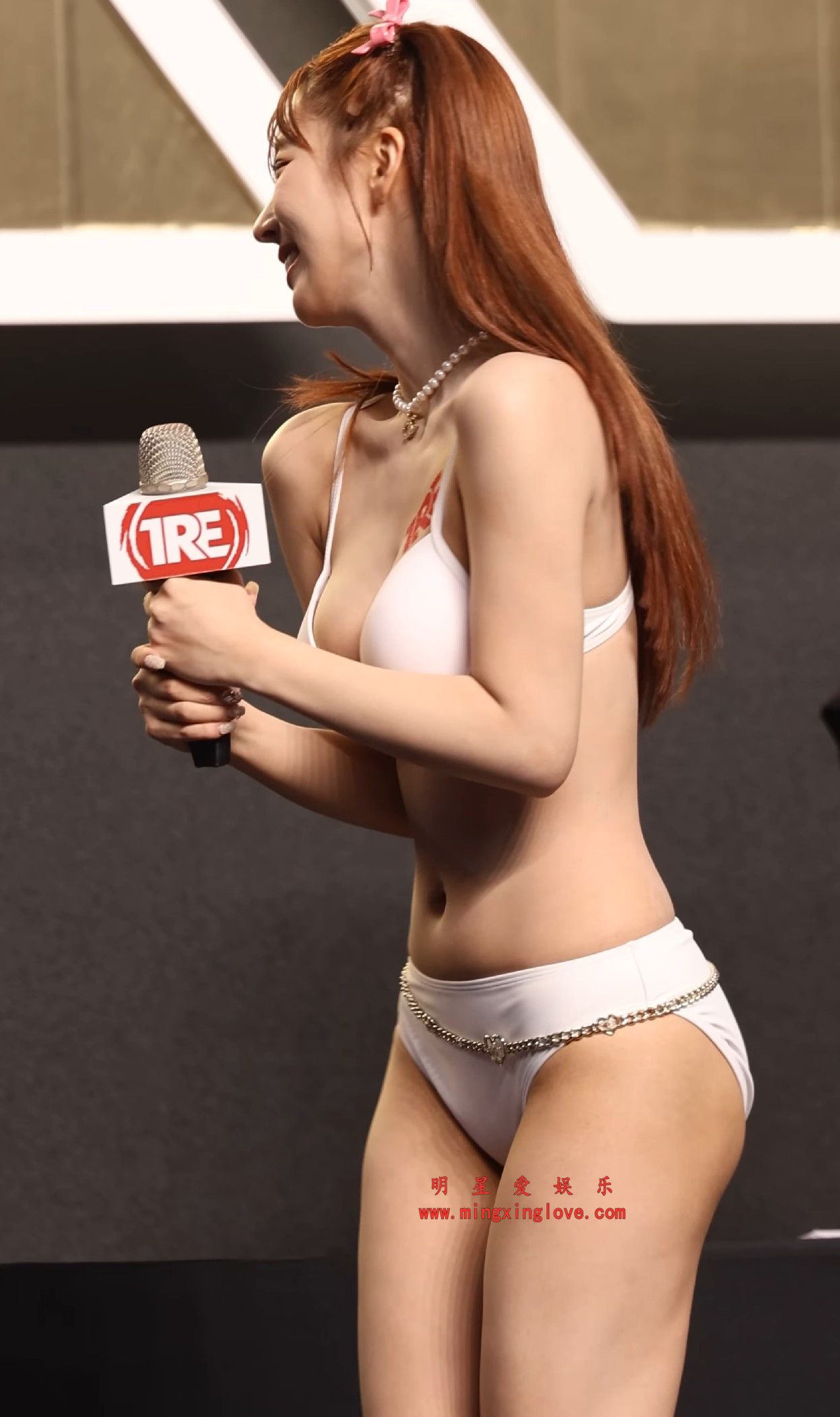 三上悠亚TRE湾湾成人展现场直拍花絮视频,近距离拍摄,大尺度比基尼内衣,高清4K60fps分辨率原视频下载 三上悠亚TRE湾湾成人展现场直拍花絮视频,近距离拍摄,大尺度比基尼内衣,高清4K60fps分辨率原视频下载